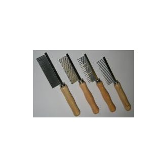 Puuvartiset kammat, 4 erilaista